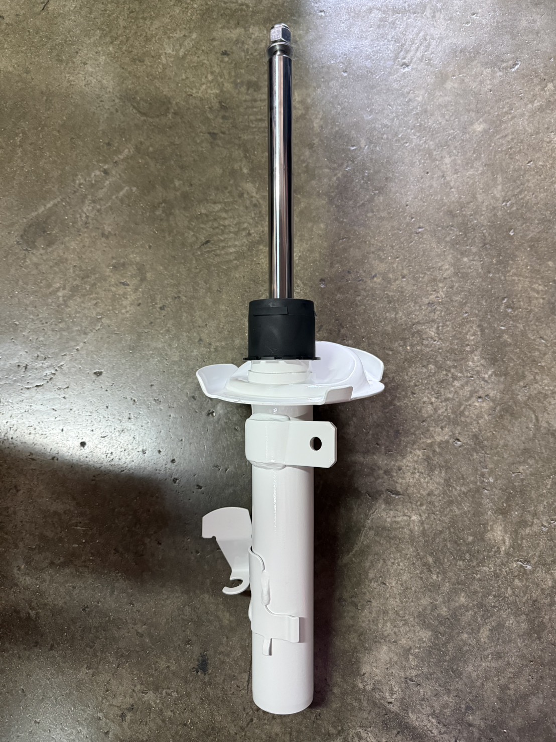 โช๊คหน้า volvo S40 gen2