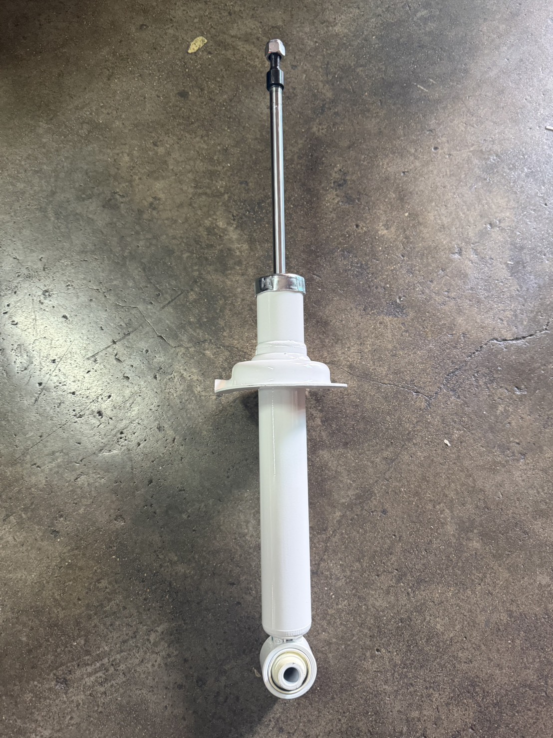 โช๊คหลัง toyota crown JZS151