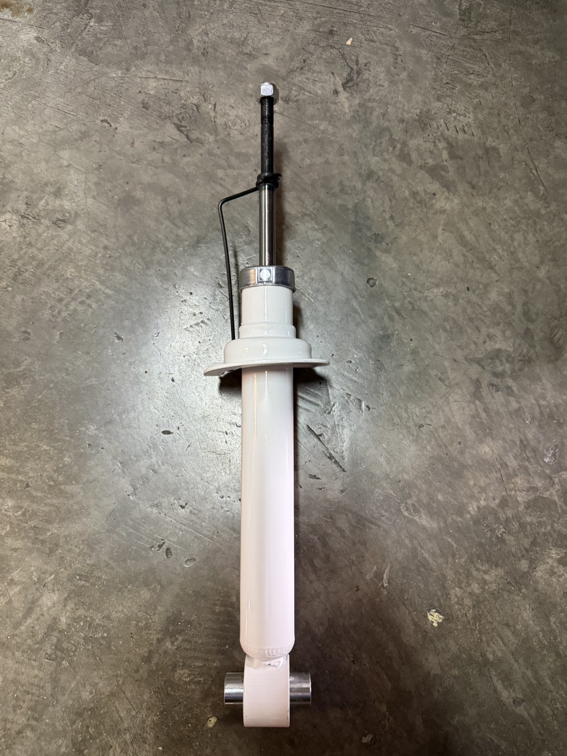 โช๊คหน้า nissan primera P11