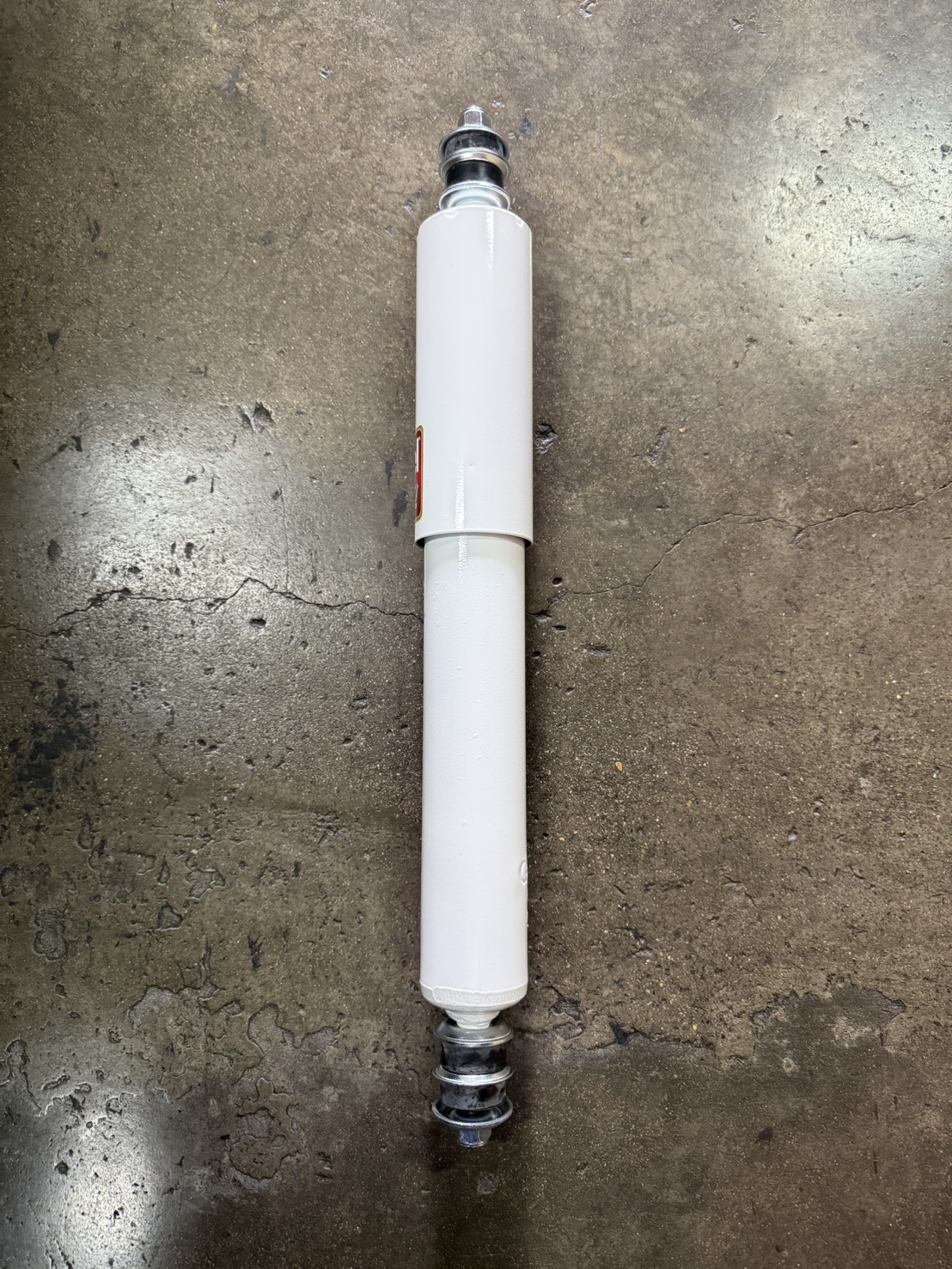 โช๊คหลัง toyota lucida เดือยเดือย