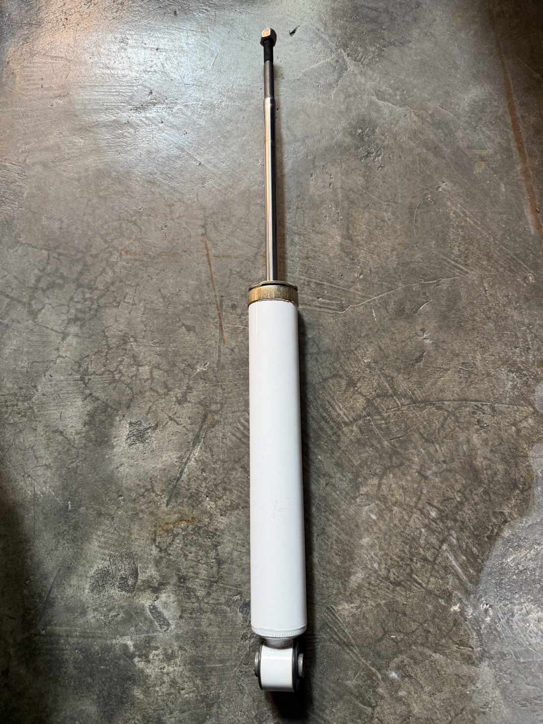 โช๊คหลัง mazda CX7